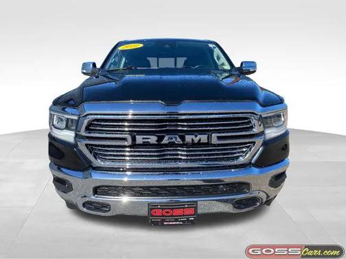 2022 RAM 1500 Laramie Crew Cab 4x4 57' Box