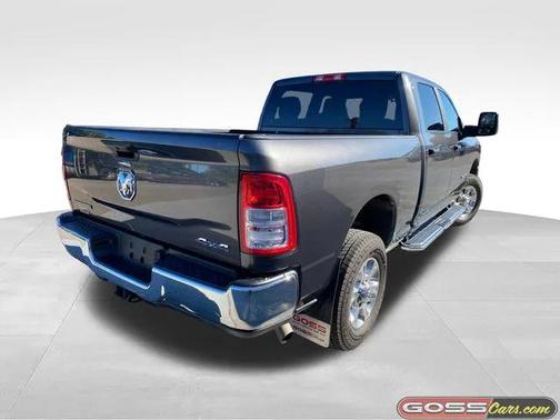 2023 RAM 2500 Big Horn Crew Cab 4x4 64' Box
