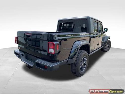 2024 Jeep Gladiator Sport S