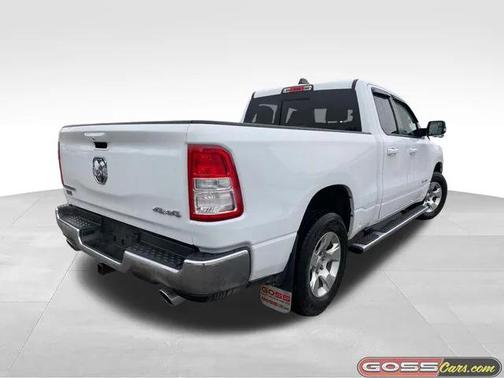2022 RAM 1500 Big Horn Quad Cab 4x4 64' Box