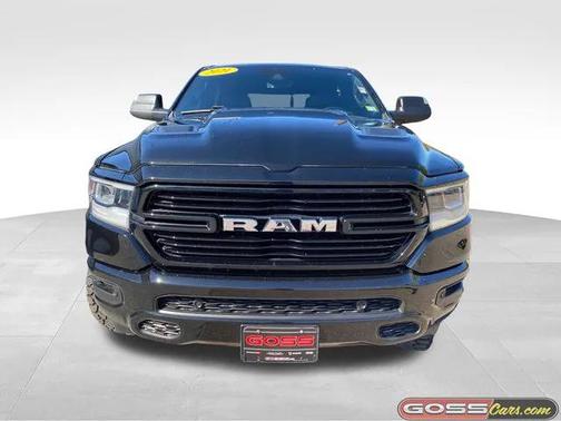 2021 RAM 1500 Laramie Crew Cab 4x4 57' Box