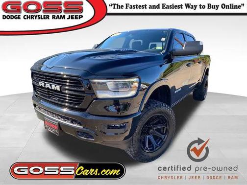2021 RAM 1500 Laramie Crew Cab 4x4 57' Box
