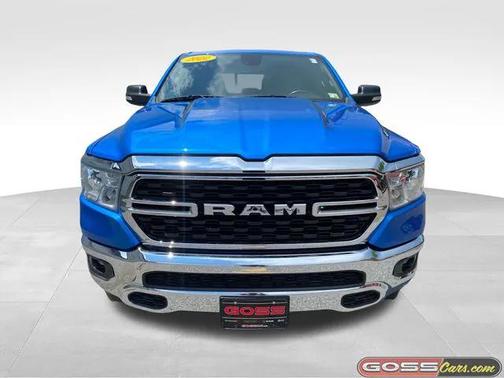2022 RAM 1500 Big Horn Quad Cab 4x4 64' Box