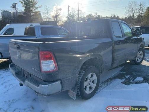 2022 RAM 1500 Big Horn Quad Cab 4x4 64' Box