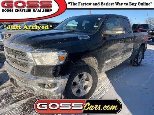 2022 RAM 1500 Big Horn Quad Cab 4x4 64' Box