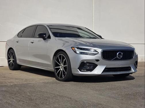 2020 Volvo S90 T6 R-Design