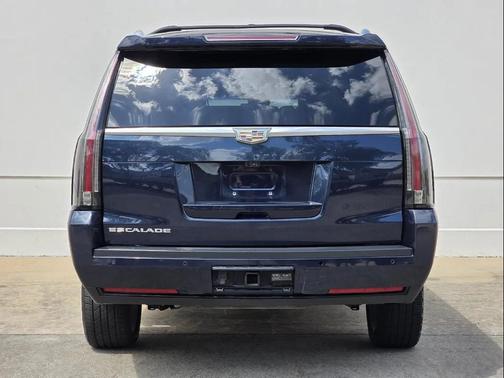 Dark Adriatic Blue Metallic 2017 Cadillac Escalade ESV Luxury