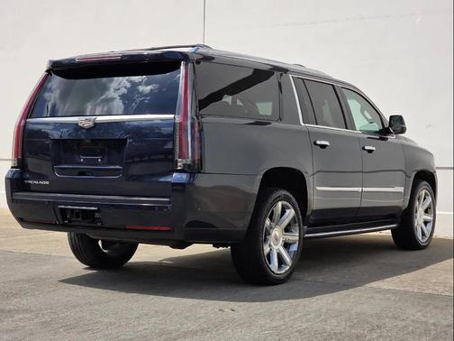 Dark Adriatic Blue Metallic 2017 Cadillac Escalade ESV Luxury