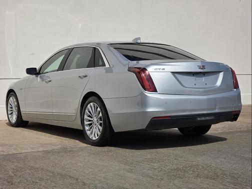 2018 Cadillac CT6 2.0L Turbo Luxury