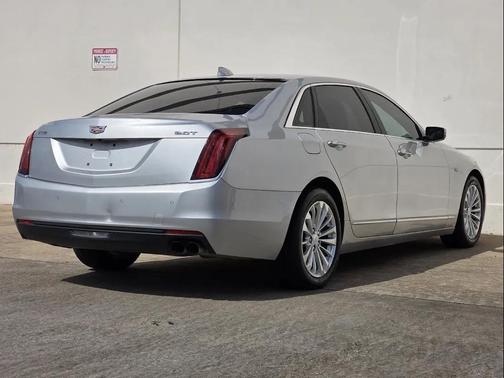2018 Cadillac CT6 2.0L Turbo Luxury