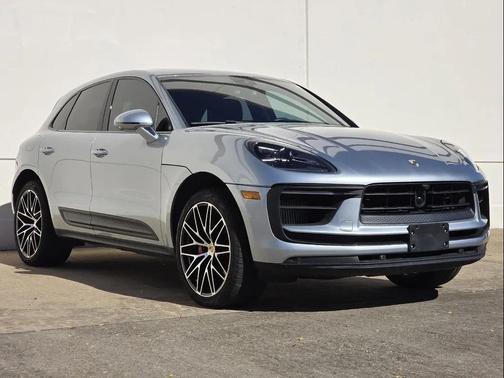 2023 Porsche Macan S