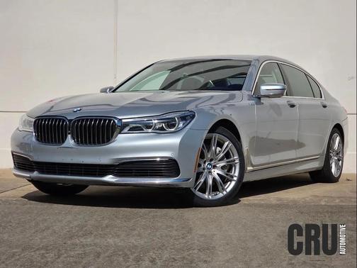 2019 BMW 750 I