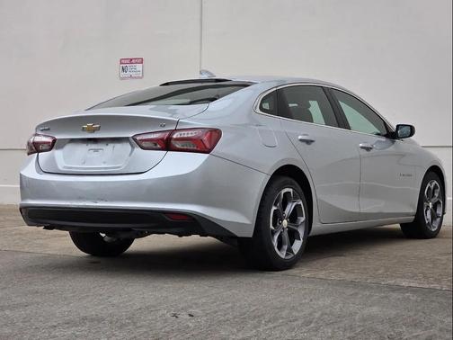 2020 Chevrolet Malibu FWD LT
