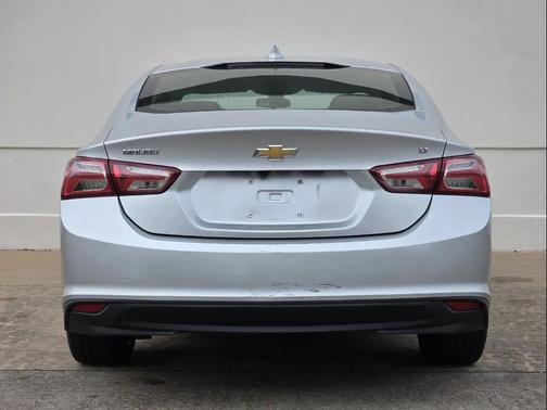 2020 Chevrolet Malibu FWD LT