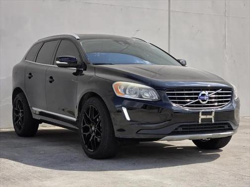 2016 Volvo XC60 T5 Drive-E Premier