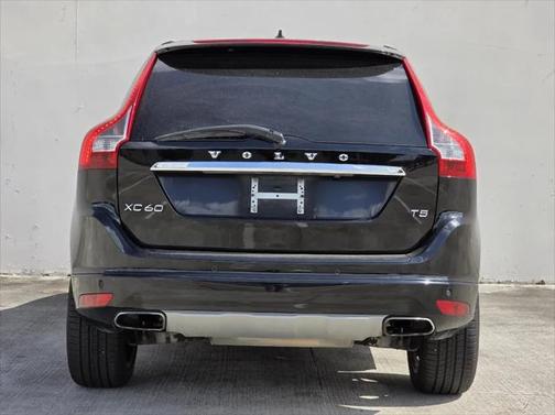 2016 Volvo XC60 T5 Drive-E Premier
