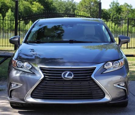 Silver 2017 Lexus ES 350 Base