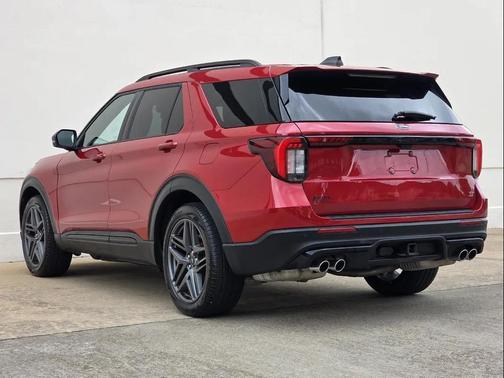 Rapid Red Metallic Tinted Clearcoat 2025 Ford Explorer ST