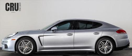 2014 Porsche Panamera 4