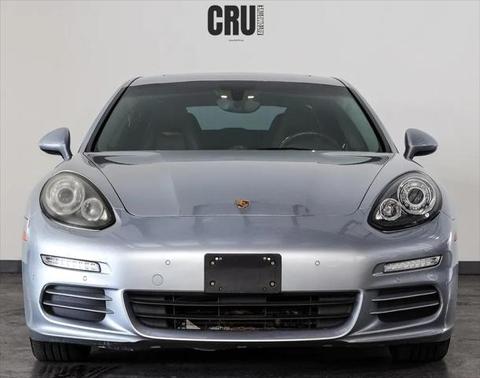 2014 Porsche Panamera 4
