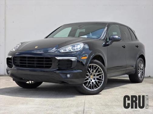 2017 Porsche Cayenne Platinum Edition