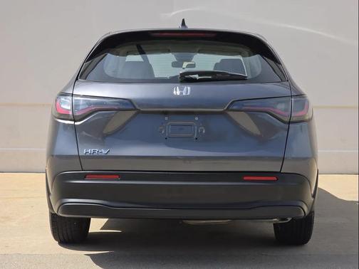 Gray 2024 Honda HR-V LX