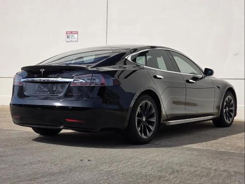 2020 Tesla Model S Long Range Plus