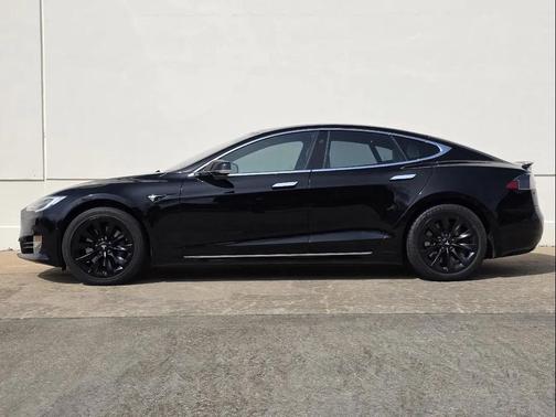 2020 Tesla Model S Long Range Plus