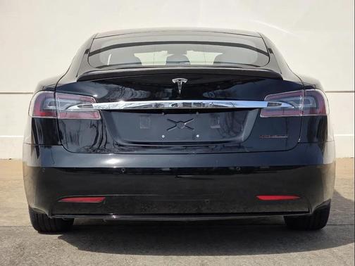 2020 Tesla Model S Long Range Plus