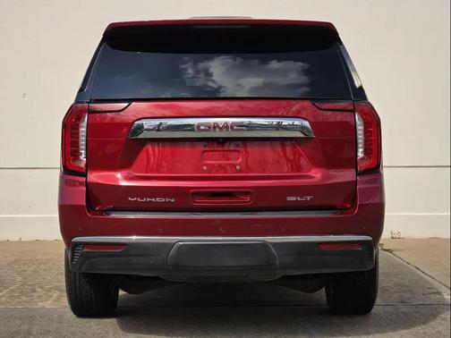 2024 GMC Yukon SLT