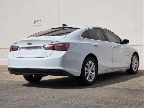 2020 Chevrolet Malibu FWD LT