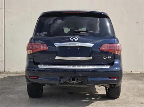 2016 INFINITI QX80 Base