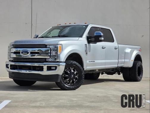 Ingot Silver Metallic 2017 Ford F-350 Lariat