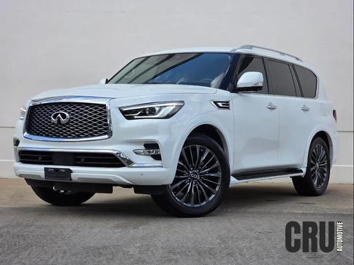 2022 INFINITI QX80 Luxe
