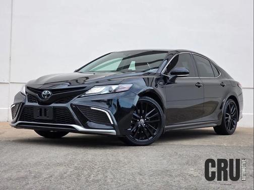 Midnight Black Metallic 2024 Toyota Camry XSE