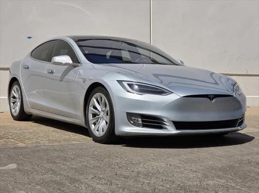2016 Tesla Model S 75D