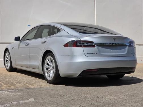 2016 Tesla Model S 75D
