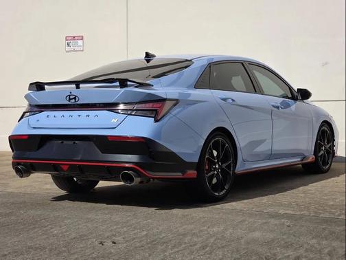 2025 Hyundai ELANTRA N Base