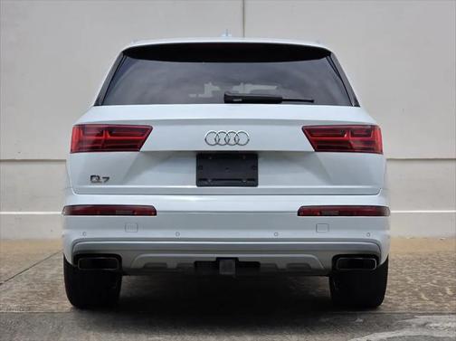 2019 Audi Q7 55 Prestige