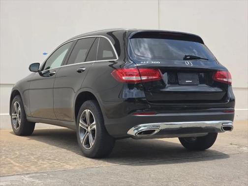 2016 Mercedes-Benz GLC 300 Base