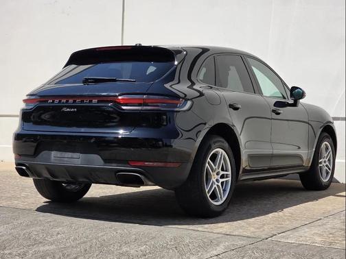 2019 Porsche Macan Base