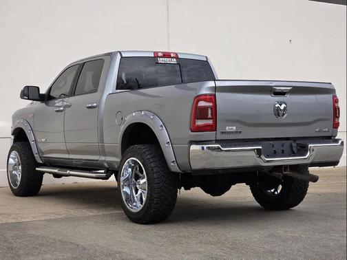 2019 RAM 2500 Big Horn Crew Cab 4x4 6'4' Box