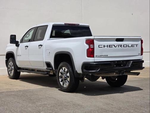 2024 Chevrolet Silverado 2500 Custom
