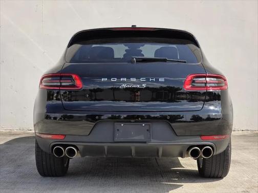 2018 Porsche Macan Base