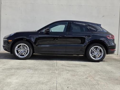 2018 Porsche Macan Base