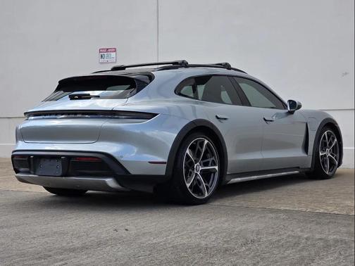 Dolomite Silver Metallic 2021 Porsche Taycan 4S