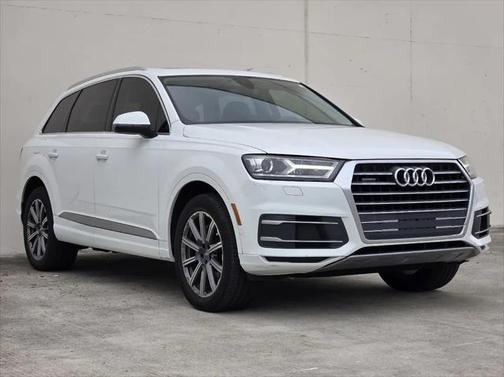 2019 Audi Q7 45 Premium