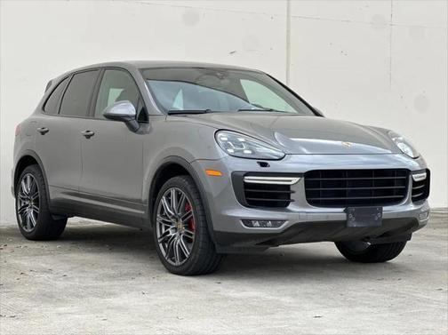 2016 Porsche Cayenne Turbo