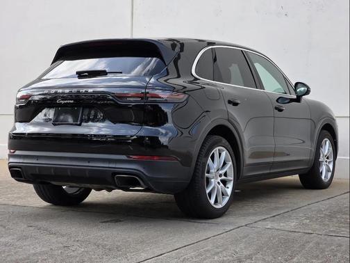 2020 Porsche Cayenne Base
