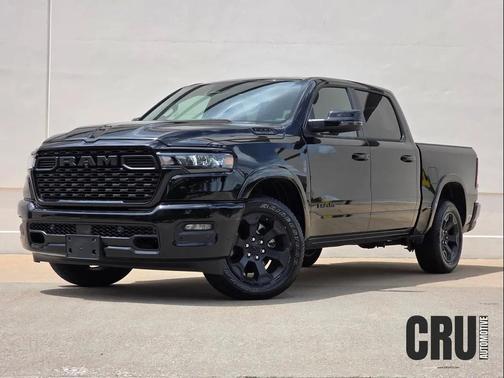 Diamond Black Crystal Pearlcoat 2025 RAM 1500 Lone Star